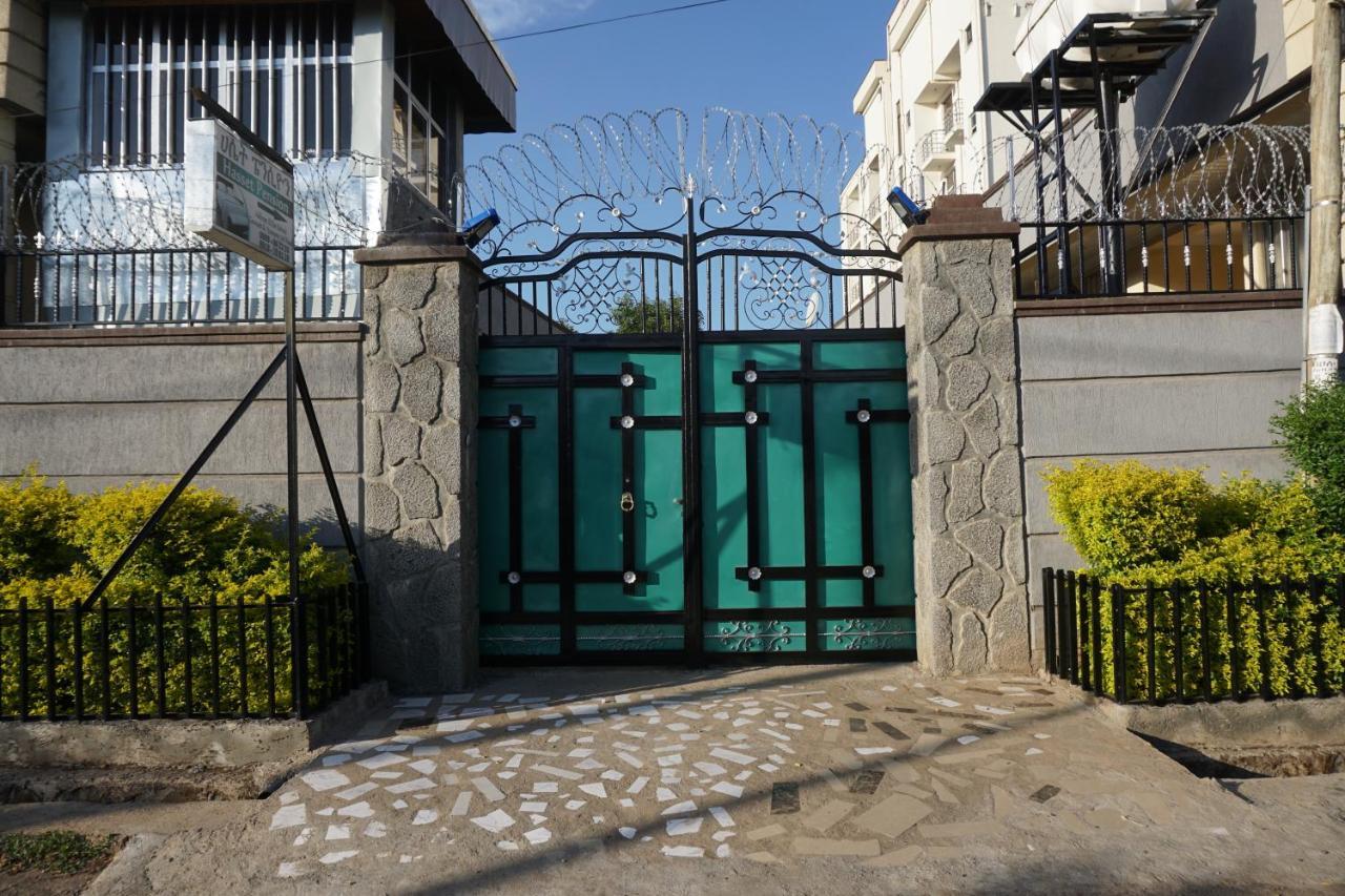 Bahir Dar Backpackers Hostel Buitenkant foto