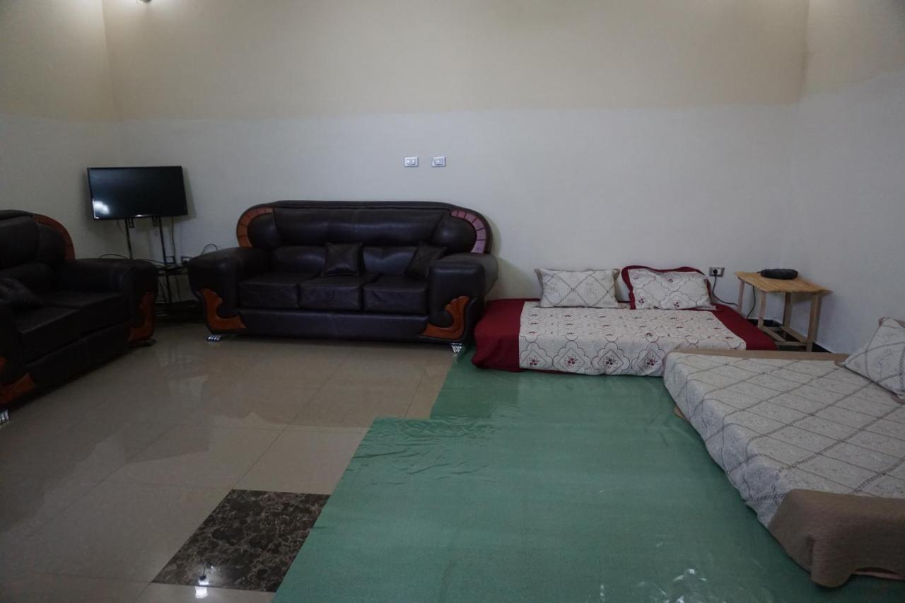 Bahir Dar Backpackers Hostel Buitenkant foto